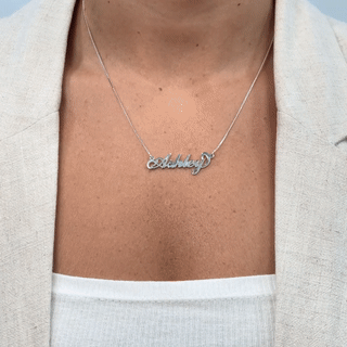 Carrie Name Necklace