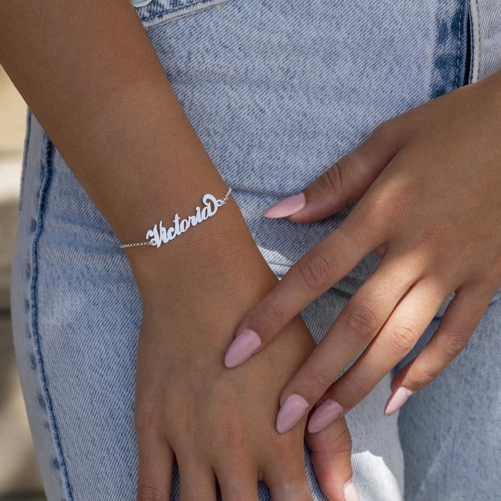 Carrie Name Bracelet