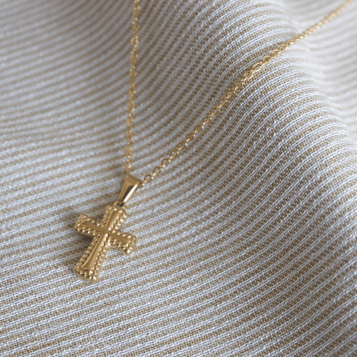 Tiny Cross Necklace - La Béni